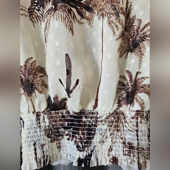 Joie Cropped Long Sleeve Top Dot Cream Palm Tree Print Size XS - Picture 3 of 5